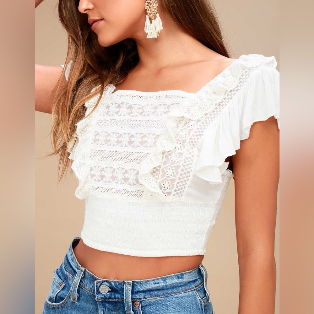 Free People Cream Lace Ruffle Crop Top | XS